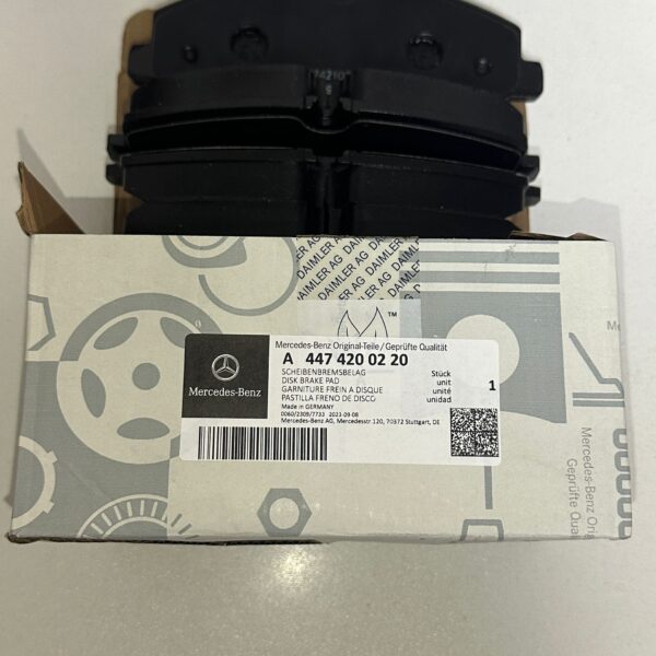 A 447 420 02 20